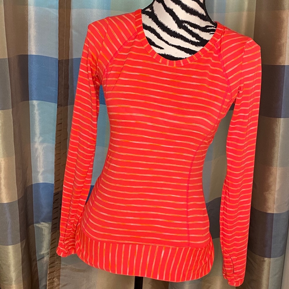 Athleta long sleeve running shirt size XXS